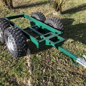 Chariot porte-outils vigne 4 roues larges